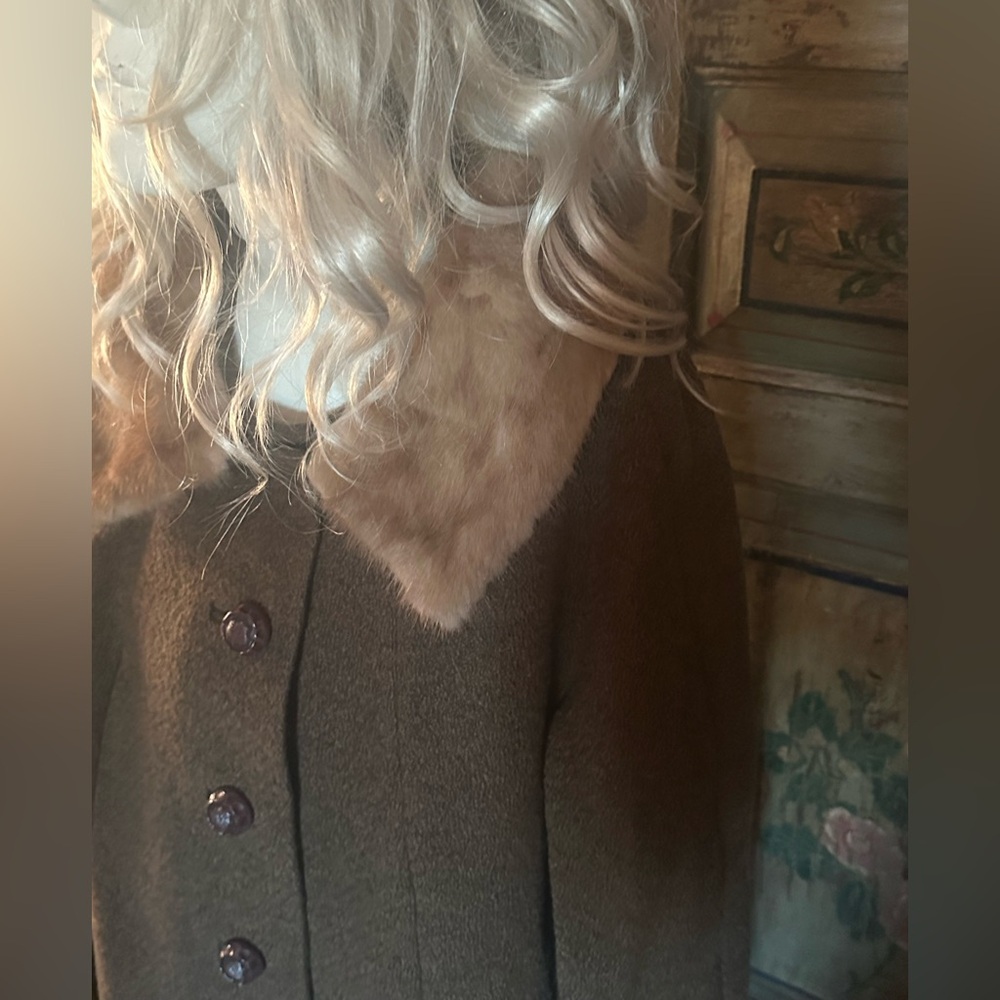 Elegant Vintage Lady’s Coat